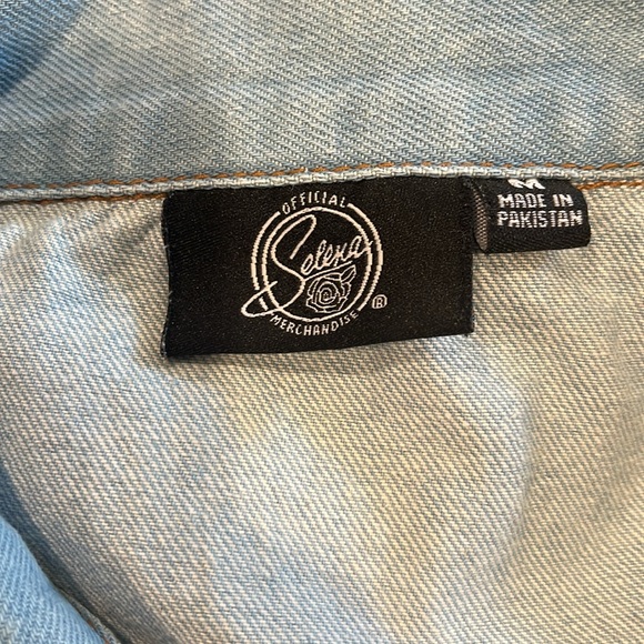 Selena Q Merchandise Song Titles Graphic Denim Jacket RARE SM Pockets - Picture 11 of 13